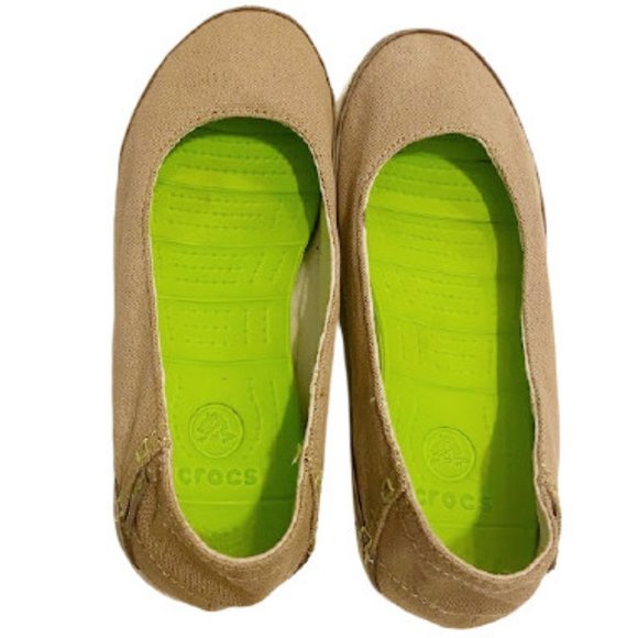 Crocs Stretch Your Sole Slip On Shoes - Picture 2 of 5